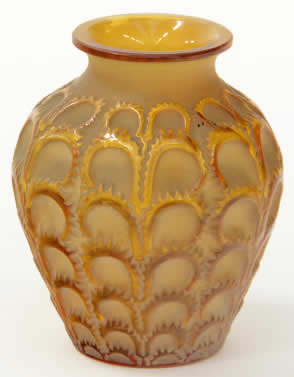 R. Lalique Laiterons Vase