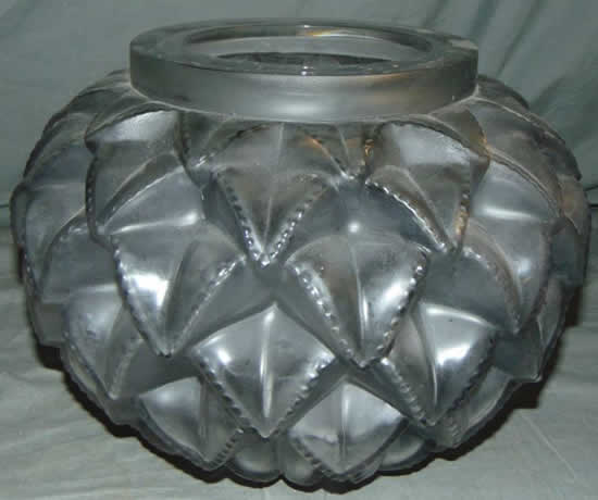 R. Lalique Languedoc Vase