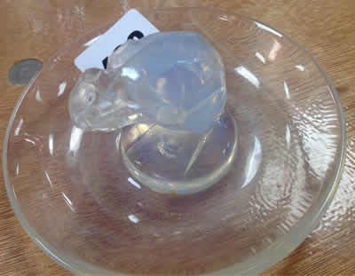 R. Lalique Lapin Ash Receiver