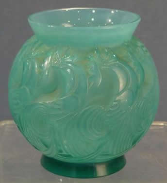 R. Lalique Le Mans Vase