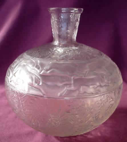 R. Lalique Lievres Vase