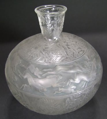 R. Lalique Lievres Vase