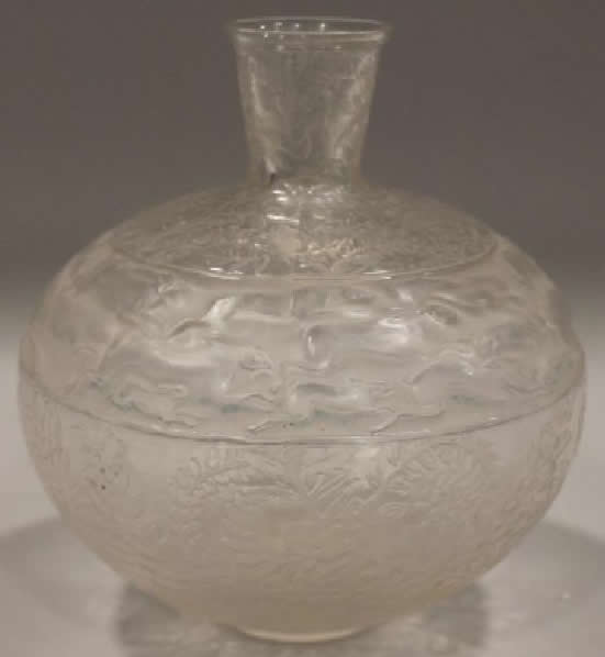 R. Lalique Lievres Vase