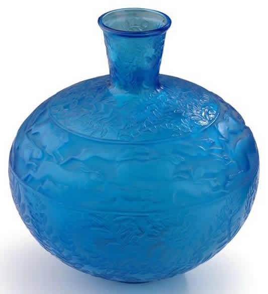 R. Lalique Lievres Vase
