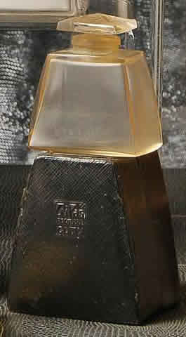 R. Lalique Lilas Pourpre Perfume Bottle