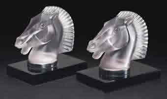 R. Lalique Longchamp-B Bookend