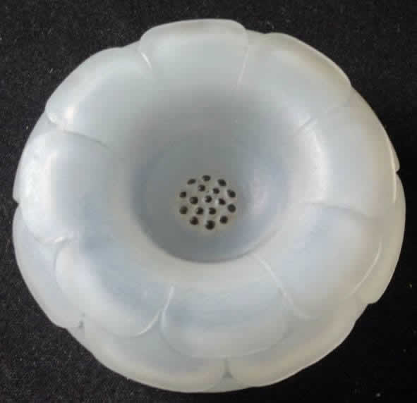 R. Lalique Louise Ashtray