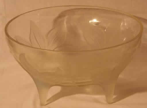 R. Lalique Lys Bowl