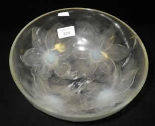 R. Lalique Lys Bowl