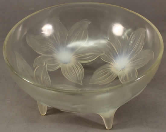 R. Lalique Lys Footed Bowl