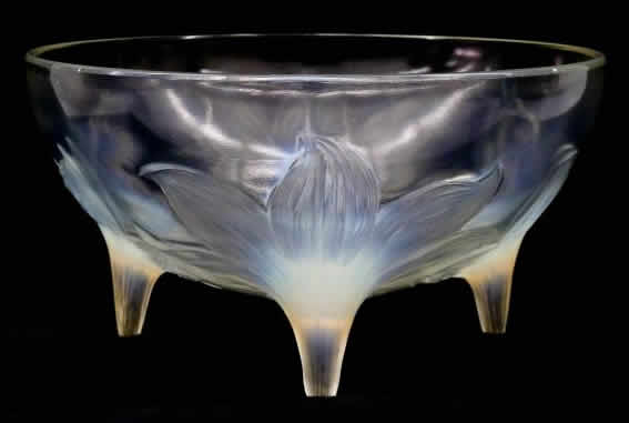 R. Lalique Lys Bowl