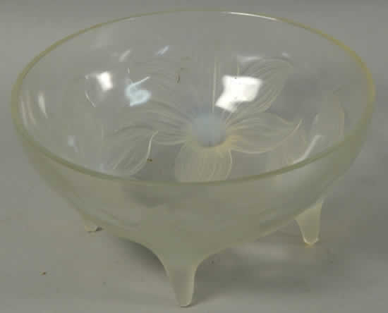 R. Lalique Lys Fruit Bowl