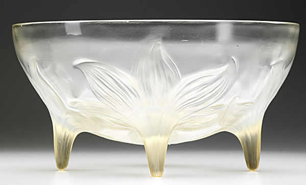 R. Lalique Lys Bowl