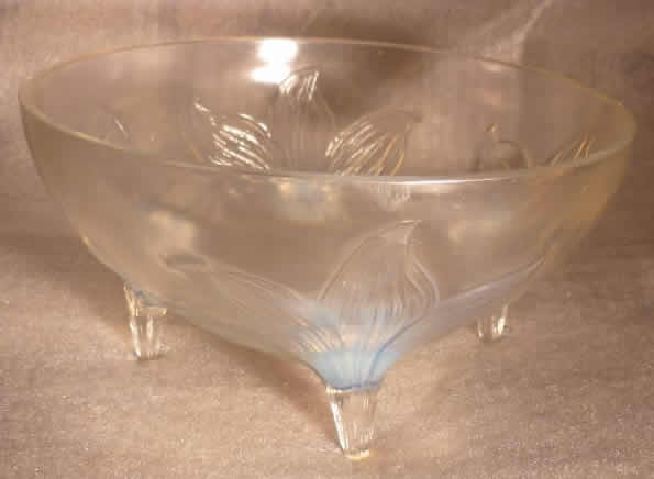 R. Lalique Lys Bowl