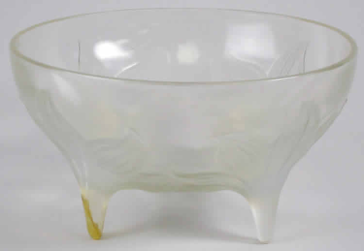 R. Lalique Lys Bowl