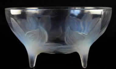 R. Lalique Lys Bowl