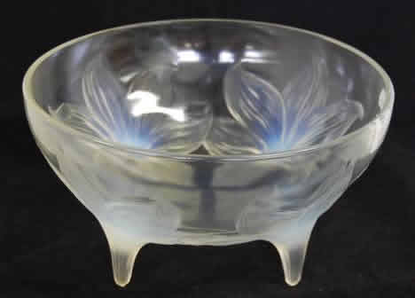 R. Lalique Lys Bowl