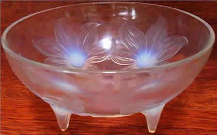 R. Lalique Lys Bowl