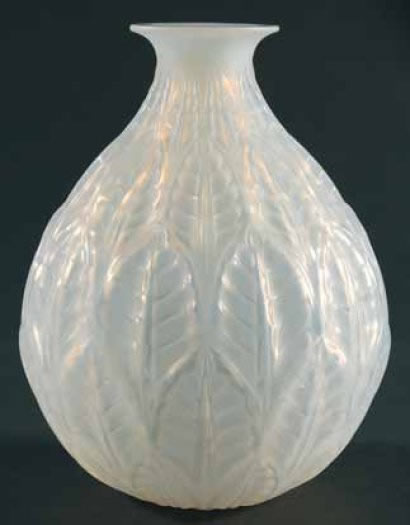 R. Lalique Malesherbes Vase