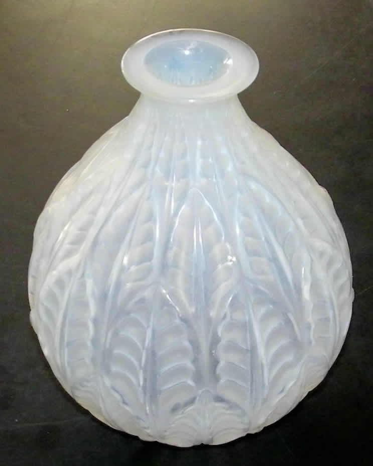 R. Lalique Malesherbes Vase