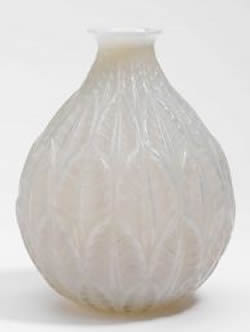 R. Lalique Malesherbes Vase
