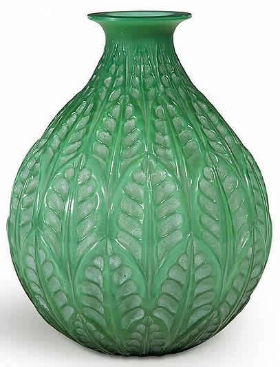 R. Lalique Malesherbes Vase