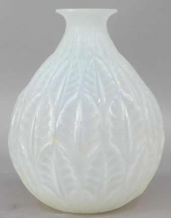 R. Lalique Malesherbes Vase