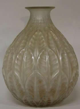 R. Lalique Malesherbes Vase