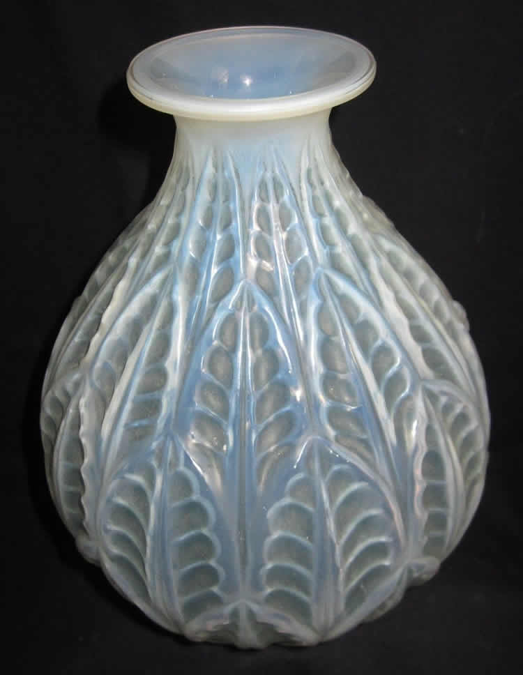R. Lalique Malesherbes Vase