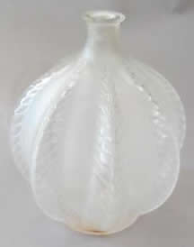 R. Lalique Malines Vase