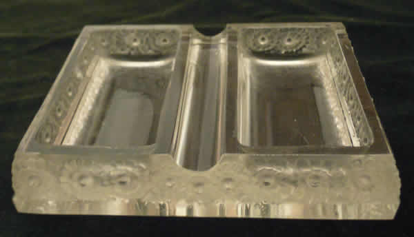 R. Lalique Marguerites Ashtray