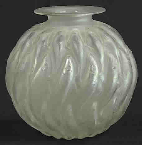 R. Lalique Marisa Vase