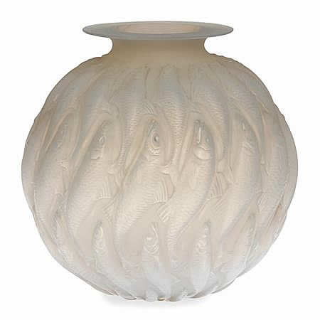 R. Lalique Marisa Vase