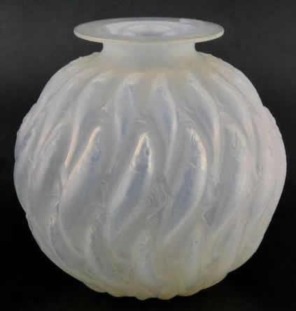 R. Lalique Marisa Vase