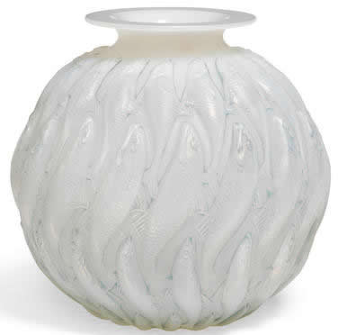 R. Lalique Marisa Vase