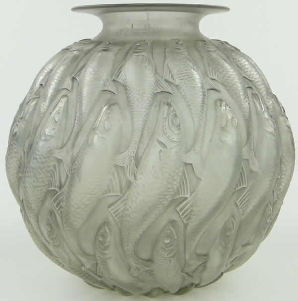 R. Lalique Marisa Vase