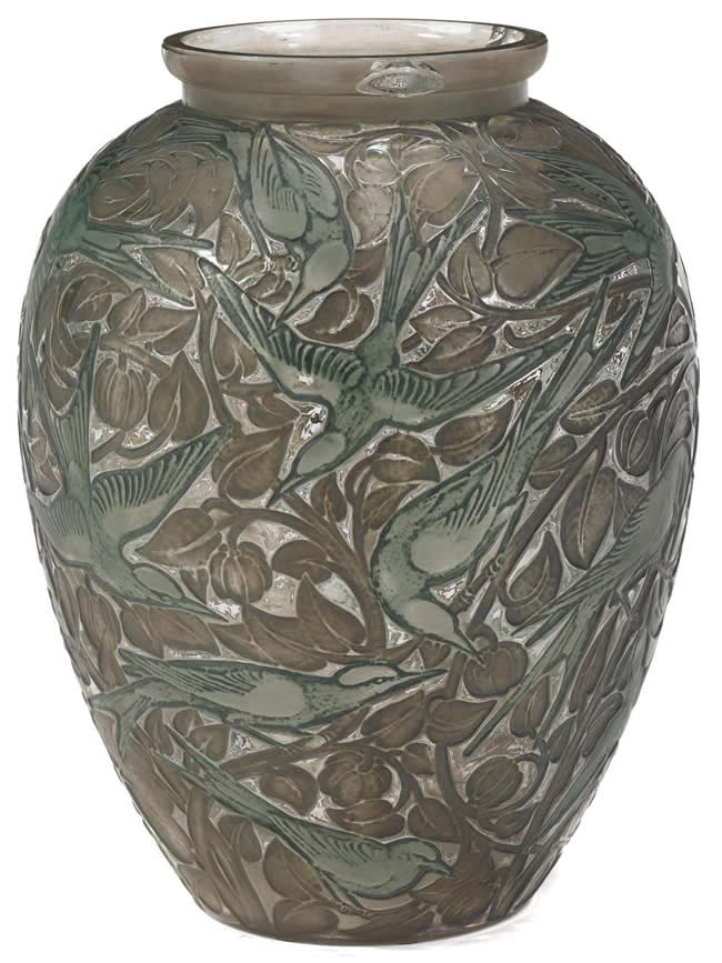 R. Lalique Martin Pecheurs Vase