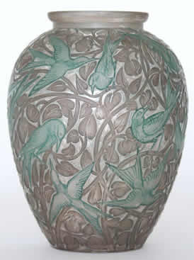 R. Lalique Martin Pecheurs Vase
