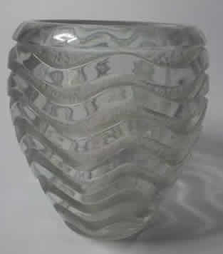 R. Lalique Meandres Vase
