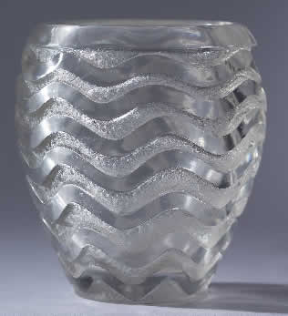 R. Lalique Meandres Vase