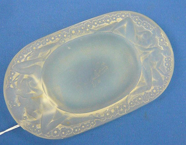 R. Lalique Medicis Cendrier