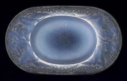 R. Lalique Medicis Pin Tray
