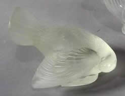 R. Lalique Moineau Coquet Paperweight