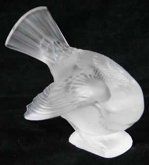 R. Lalique Moineau Coquet Paperweight