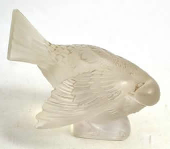 R. Lalique Moineau Coquet Paperweight