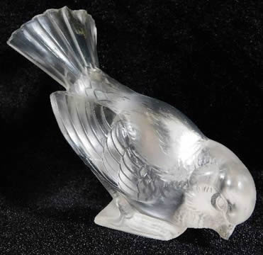 R. Lalique Moineau Hardi Paperweight