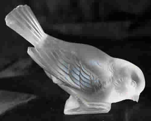 R. Lalique Moineau Hardi Paperweight