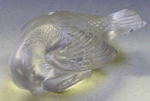 R. Lalique Moineau Sournois Paperweight