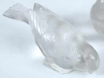 R. Lalique Moineau Timide Paperweight