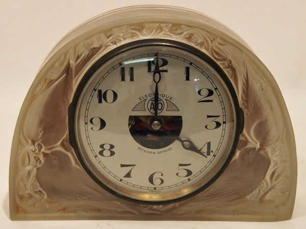 R. Lalique Moineaux Clock